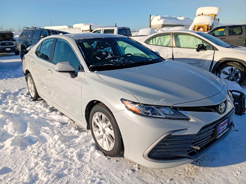 Продаж на аукціоні авто 2022 Toyota Camry, vin: 4T1C11BK0NU065666, номер лоту: 77810315