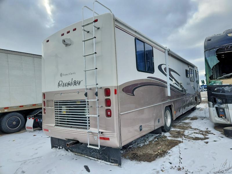 Auction sale of the 2000 Freigliner Chassis, vin: 4UZ6XJCAXXCB97301, lot number: 78459535