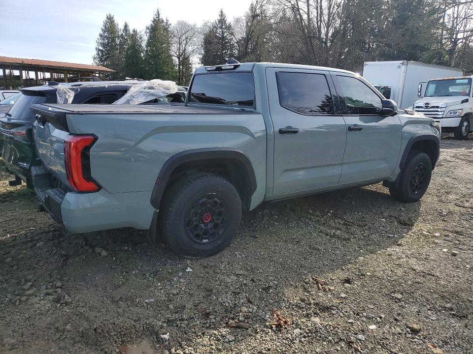 Продажа на аукционе авто 2022 Toyota Tundra Cre, vin: 5TFPC5DB3NX002905, номер лота: 74300445