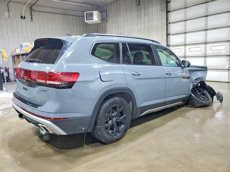 2024 Volkswagen Atlas მანქანა იყიდება აუქციონზე, vin: 1V2CR2CA8RC604022, აუქციონის ნომერი: 77017095
