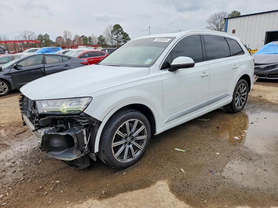 Продажа на аукционе авто 2019 Audi Q7, vin: WA1LAAF70KD013969, номер лота: 76356455