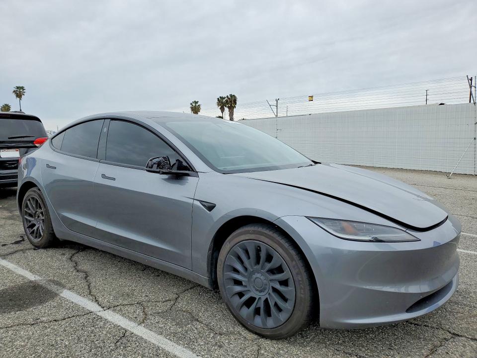 78115415 :رقم المزاد ، 5YJ3E1EA0RF872926 vin ، 2024 Tesla Model 3 مزاد بيع