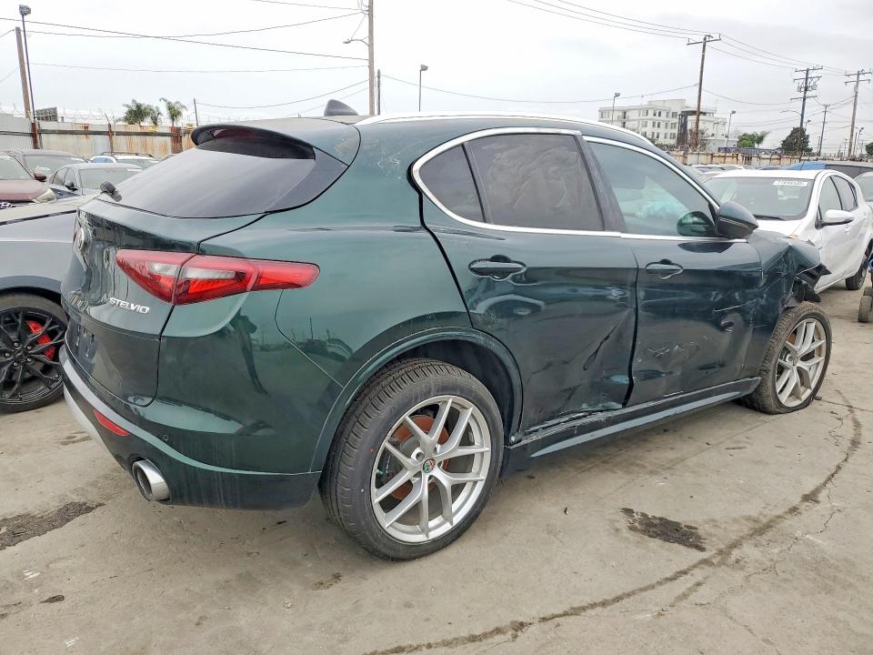 2021 Alfa Romeo Stelvio მანქანა იყიდება აუქციონზე, vin: ZASPAKBN1M7D03986, აუქციონის ნომერი: 76600445