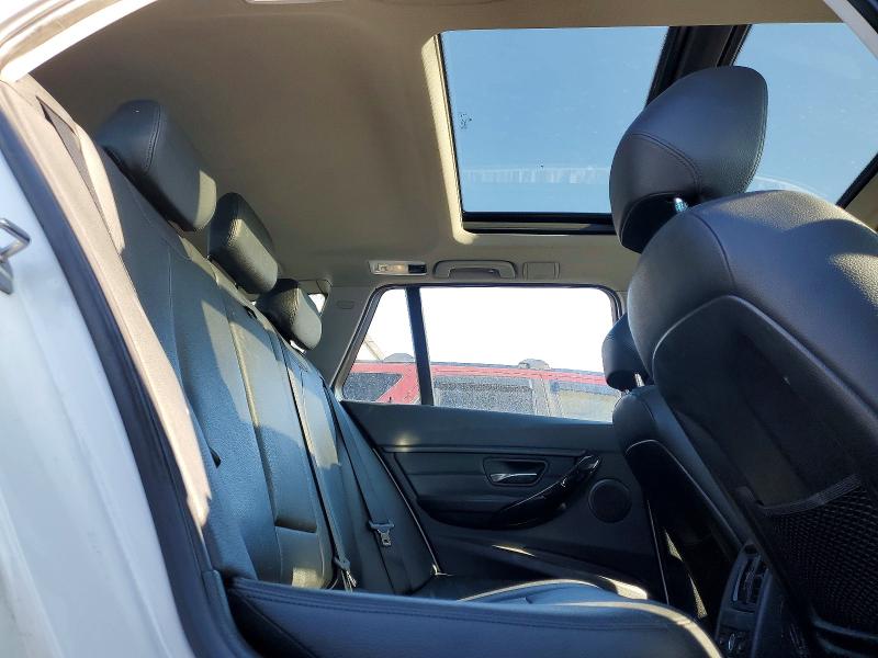 78617905 :رقم المزاد ، WBA3G7C50FK297340 vin ، 2015 Bmw 328 مزاد بيع
