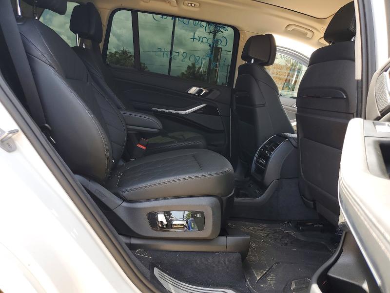 78085615 :رقم المزاد ، 5UX23EM08S9X21557 vin ، 2025 Bmw X7 مزاد بيع