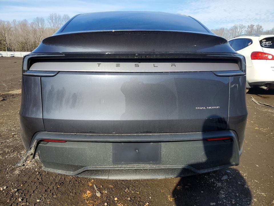 Продажа на аукционе авто 2026 Tesla Model Y, vin: 7SAYGDEEXTA593351, номер лота: 77502785