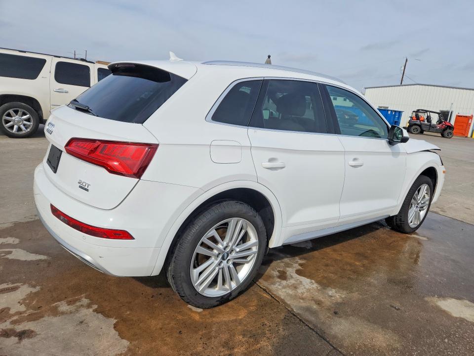 2018 Audi Q5 მანქანა იყიდება აუქციონზე, vin: WA1CNAFY3J2130470, აუქციონის ნომერი: 77520395