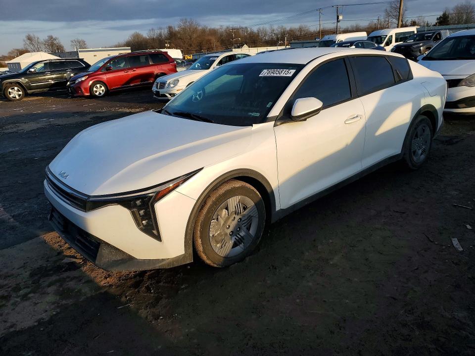 Продаж на аукціоні авто 2025 Kia K4, vin: 3KPFT4DE5SE083174, номер лоту: 76905815