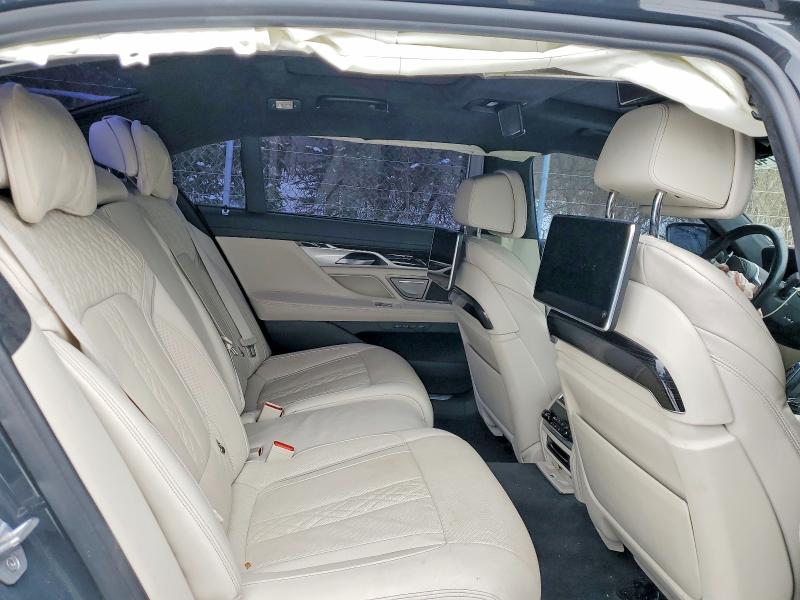 2022 Bmw 750 მანქანა იყიდება აუქციონზე, vin: WBA7U2C04NCJ42848, აუქციონის ნომერი: 74813625