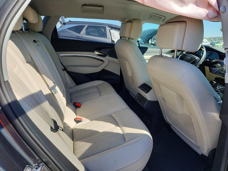 Продаж на аукціоні авто 2024 Audi Q8 E-tron, vin: WA15AAGEXRB064097, номер лоту: 79461675