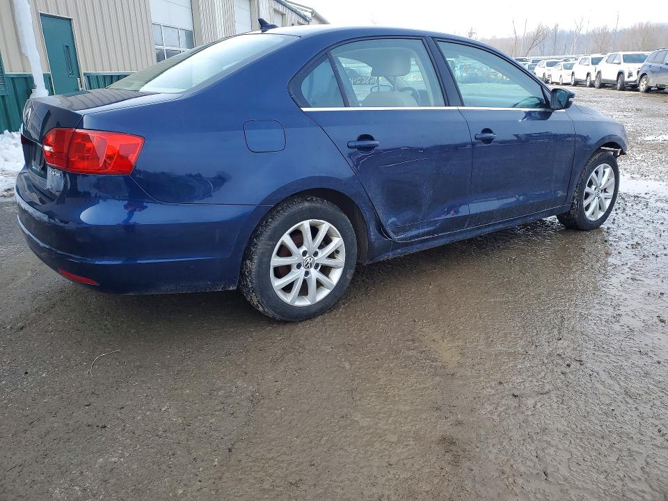 2013 Volkswagen Jetta მანქანა იყიდება აუქციონზე, vin: 3VWDP7AJ8DM449827, აუქციონის ნომერი: 76862495