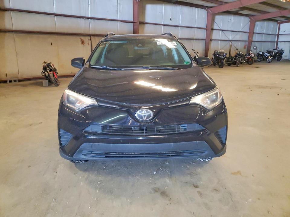 Продажа на аукционе авто 2018 Toyota Rav4, vin: 2T3ZFREV4JW518303, номер лота: 76138035