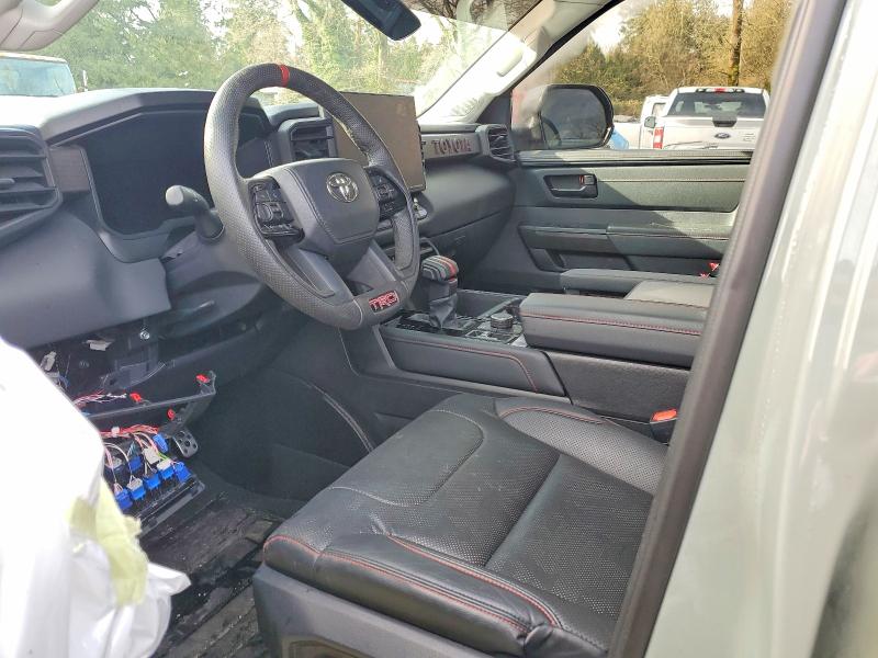 Продажа на аукционе авто 2022 Toyota Tundra Cre, vin: 5TFPC5DB3NX002905, номер лота: 74300445