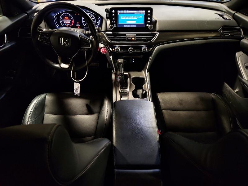 79077915 :رقم المزاد ، 1HGCV1F30JA200296 vin ، 2018 Honda Accord مزاد بيع