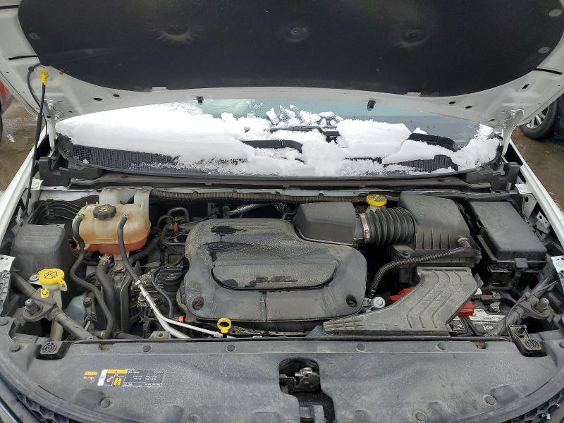 76197165 :رقم المزاد ، 2C4RC1CG8NR225146 vin ، 2022 Chrysler Voyager مزاد بيع