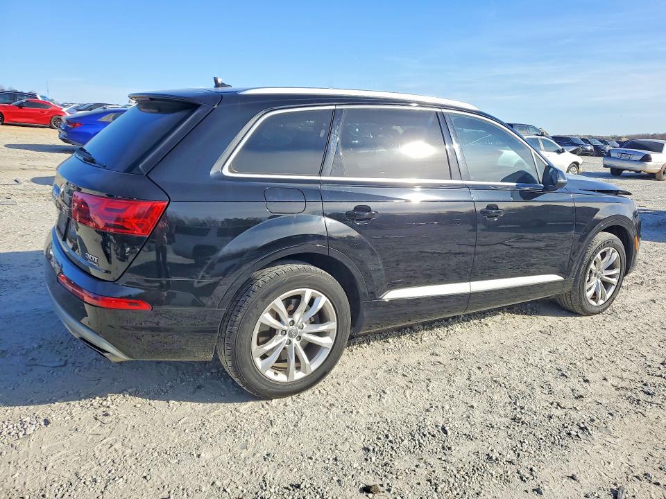 78800535 :رقم المزاد ، WA1AAAF71HD038038 vin ، 2017 Audi Q7 مزاد بيع