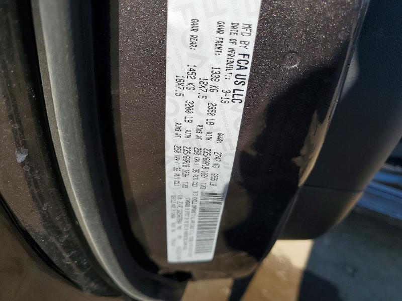 76967645 :رقم المزاد ، 2C4RC1GG2KR678944 vin ، 2019 Chrysler Pacifica مزاد بيع