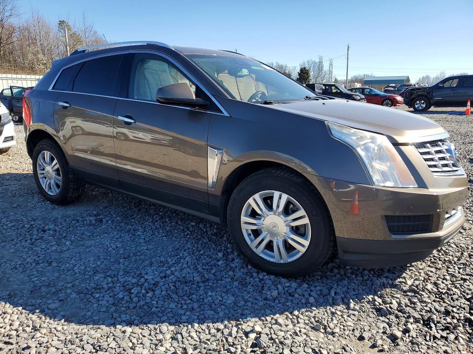 78636395 :رقم المزاد ، 3GYFNBE31FS629577 vin ، 2015 Cadillac Srx مزاد بيع