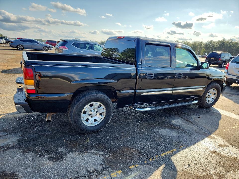 Продажа на аукционе авто 2005 Gmc New Sierra, vin: 2GTEC13T251104803, номер лота: 79347525