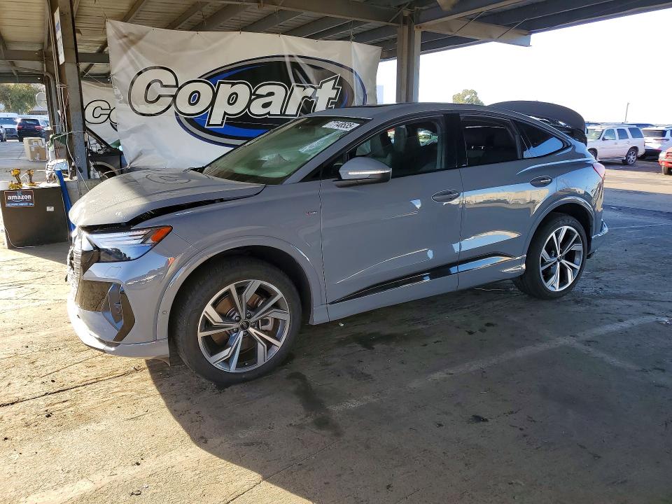 77148535 :رقم المزاد ، WA142BFZ5PP071199 vin ، 2023 Audi Q4 E-tron مزاد بيع