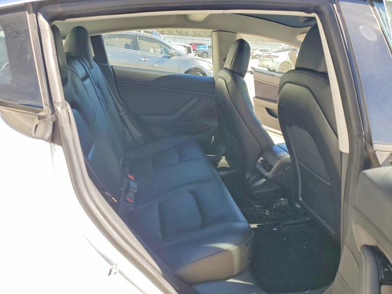 Продажа на аукционе авто 2018 Tesla Model 3, vin: 5YJ3E1EA0JF057761, номер лота: 77647955