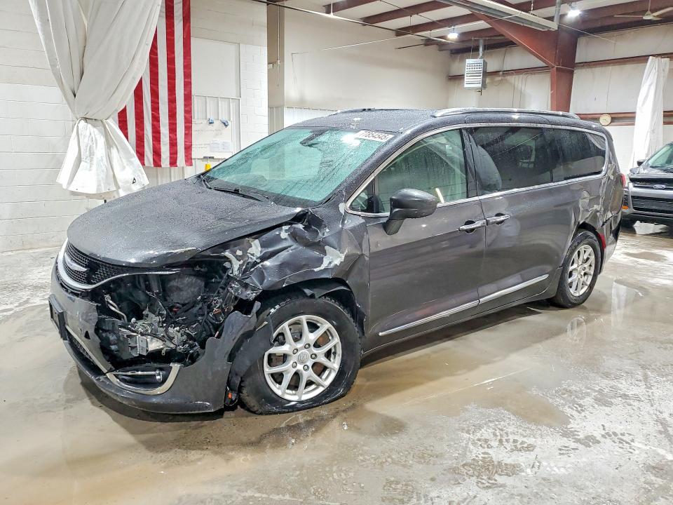 Продажа на аукционе авто 2020 Chrysler Pacifica, vin: 2C4RC1BG3LR268842, номер лота: 77854545