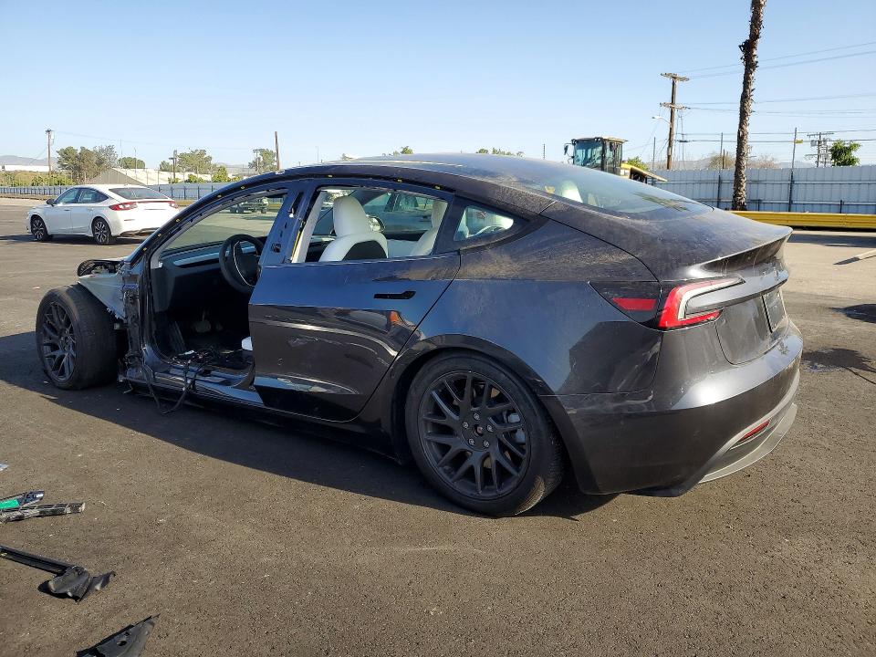 2025 Tesla Model 3 მანქანა იყიდება აუქციონზე, vin: 5YJ3E1EA3SF983718, აუქციონის ნომერი: 75431395