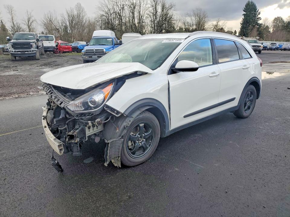 Продаж на аукціоні авто 2018 Kia Niro, vin: KNDCB3LC1J5204552, номер лоту: 77832185