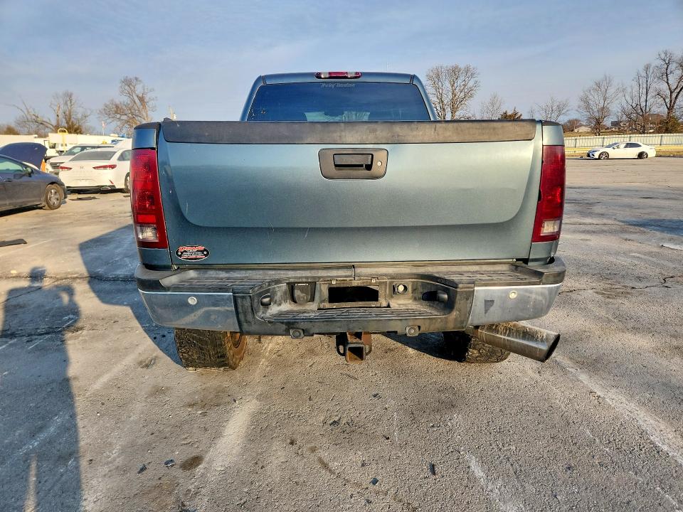 2008 Gmc Sierra მანქანა იყიდება აუქციონზე, vin: 1GTHK23658F133497, აუქციონის ნომერი: 77139275