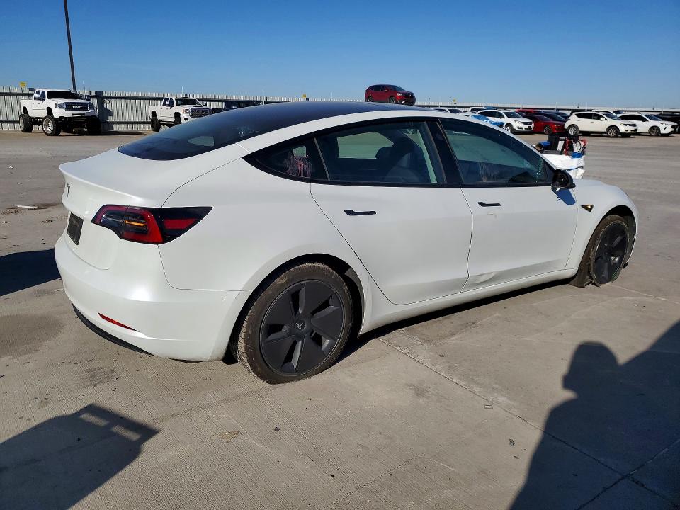 Продажа на аукционе авто 2023 Tesla Model 3, vin: 5YJ3E1EA5PF585062, номер лота: 77625065