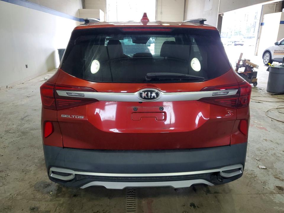 2021 Kia Seltos მანქანა იყიდება აუქციონზე, vin: KNDEUCAA5M7177420, აუქციონის ნომერი: 78294605