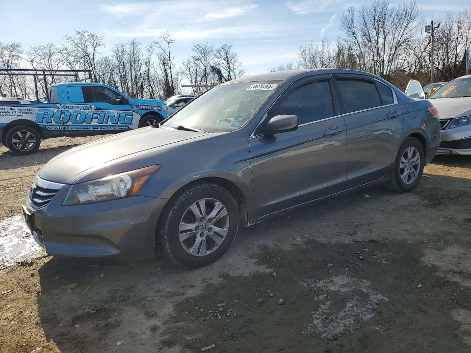 Auction sale of the 2012 Honda Accord, vin: 1HGCP2F47CA217172, lot number: 74825495