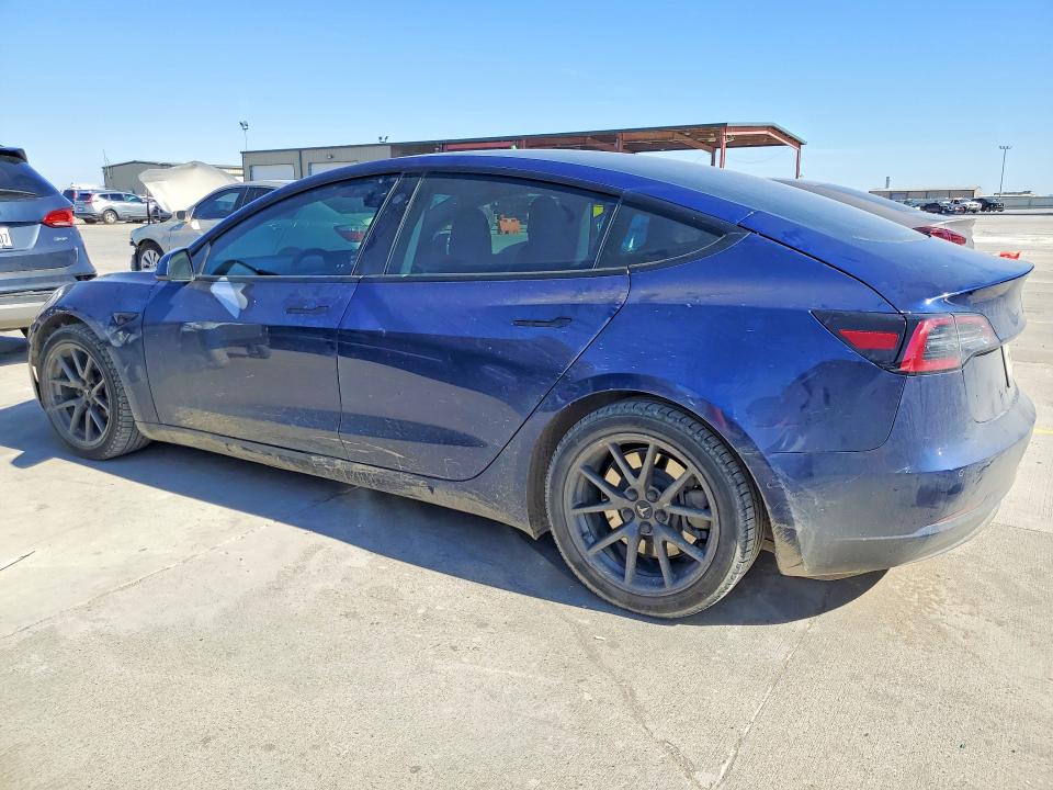 Продажа на аукционе авто 2021 Tesla Model 3, vin: 5YJ3E1EAXMF986957, номер лота: 77921685