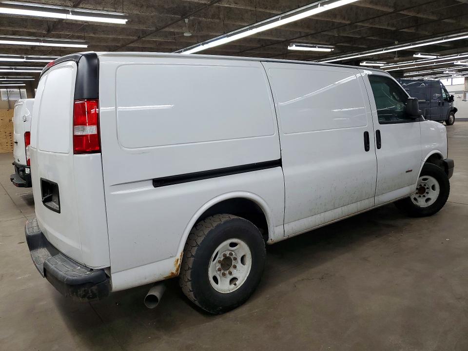 73921135 :رقم المزاد ، 1GCWGAF11H1325189 vin ، 2017 Chevrolet Express G2500 مزاد بيع