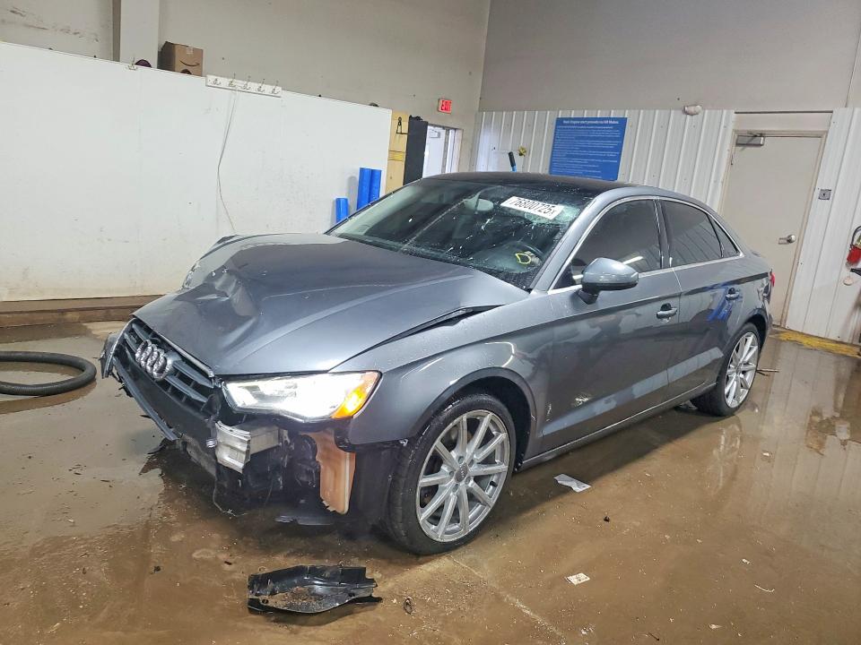 2015 Audi A3 მანქანა იყიდება აუქციონზე, vin: WAUEFGFF7F1009870, აუქციონის ნომერი: 76800725