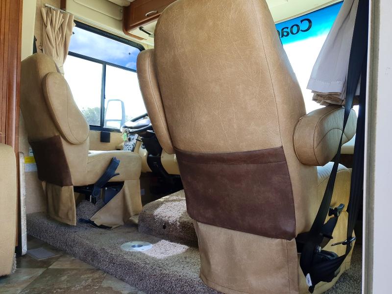 76017715 :رقم المزاد ، 1F65F5DY9E0A09131 vin ، 2015 Ford F530 مزاد بيع