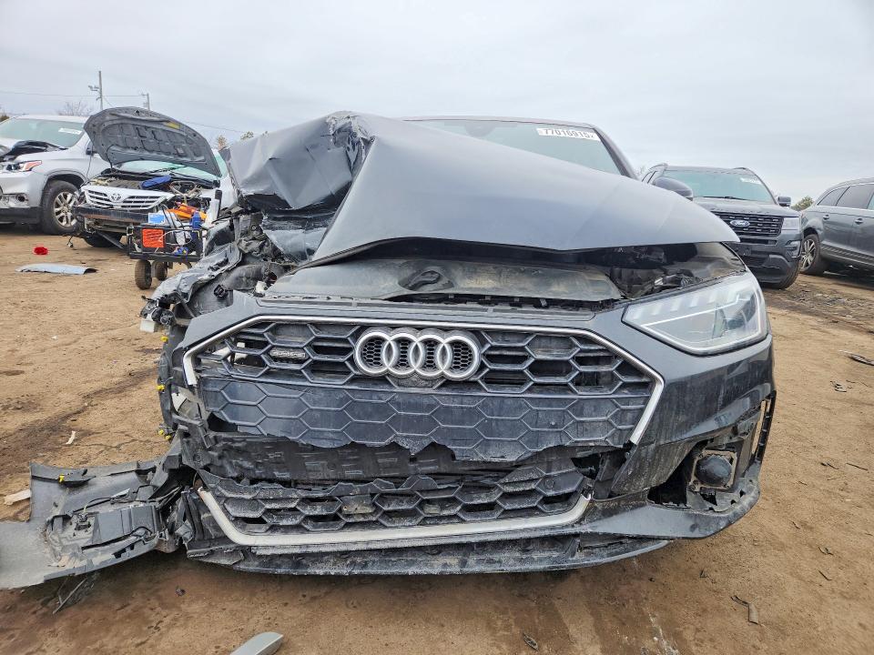 Продаж на аукціоні авто 2021 Audi A4, vin: WAUEAAF45MN006207, номер лоту: 77016915