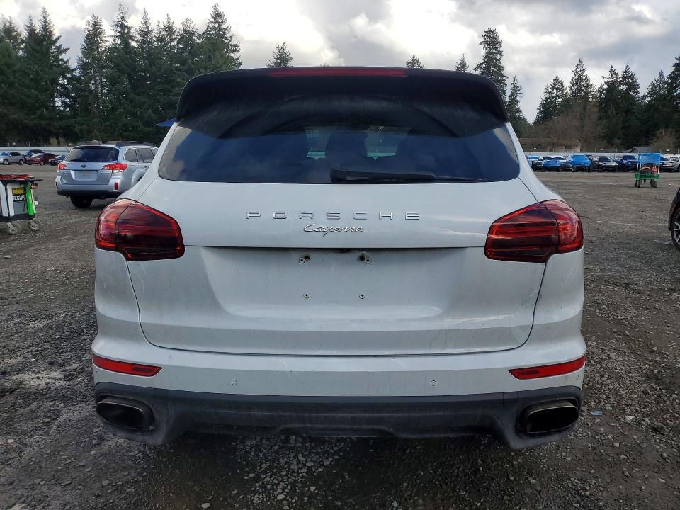 2016 Porsche Cayenne მანქანა იყიდება აუქციონზე, vin: WP1AA2A21GLA10086, აუქციონის ნომერი: 77515555