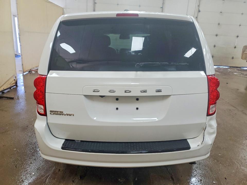 76136705 :رقم المزاد ، 2C4RDGBG6KR680400 vin ، 2019 Dodge Grand Caravan مزاد بيع