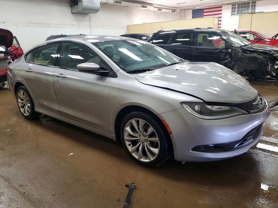 77273185 :رقم المزاد ، 1C3CCCBB0FN721892 vin ، 2015 Chrysler 200 مزاد بيع