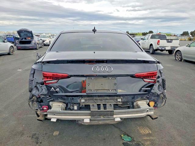 2019 Audi A4 მანქანა იყიდება აუქციონზე, vin: WAUENAF44KA117713, აუქციონის ნომერი: 77575345