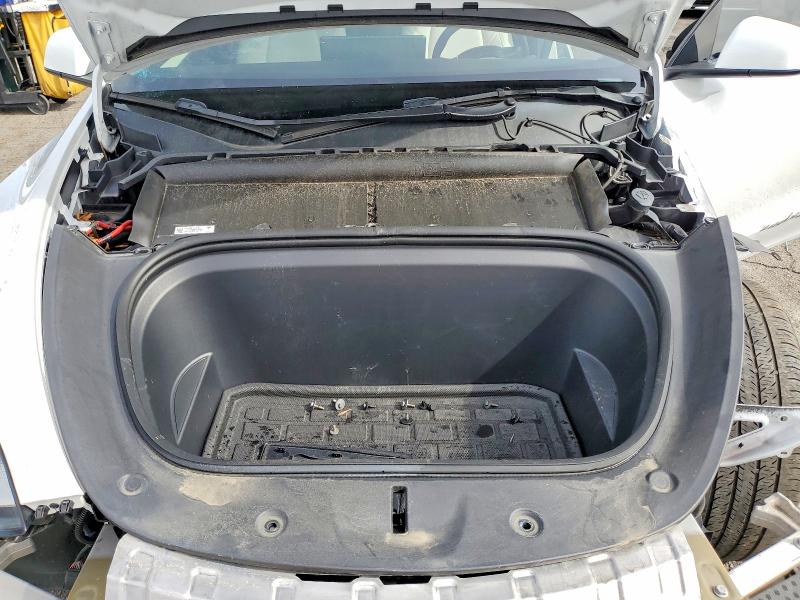 Продаж на аукціоні авто 2022 Tesla Model Y, vin: 7SAYGDEE8NF572892, номер лоту: 76982795