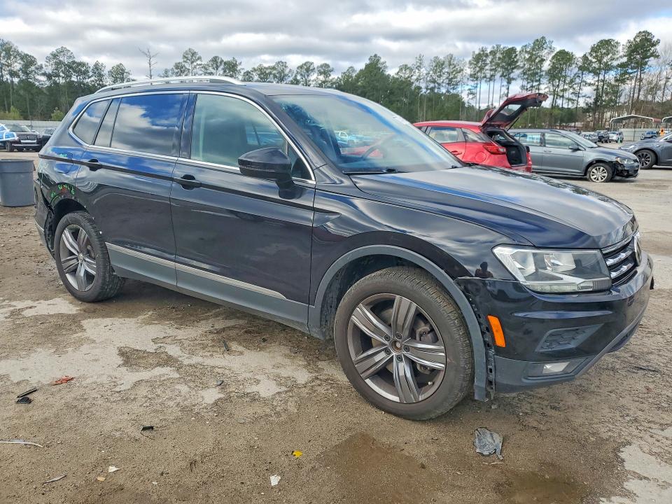 Продаж на аукціоні авто 2020 Volkswagen Tiguan, vin: 3VV3B7AX2LM142073, номер лоту: 77544295