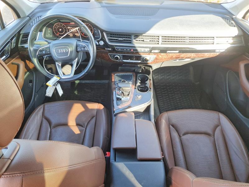 76044415 :رقم المزاد ، WA1VAAF75HD030039 vin ، 2017 Audi Q7 مزاد بيع