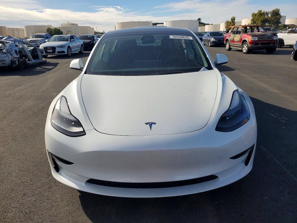 Продажа на аукционе авто 2023 Tesla Model 3, vin: 5YJ3E1EA6PF403207, номер лота: 76530635