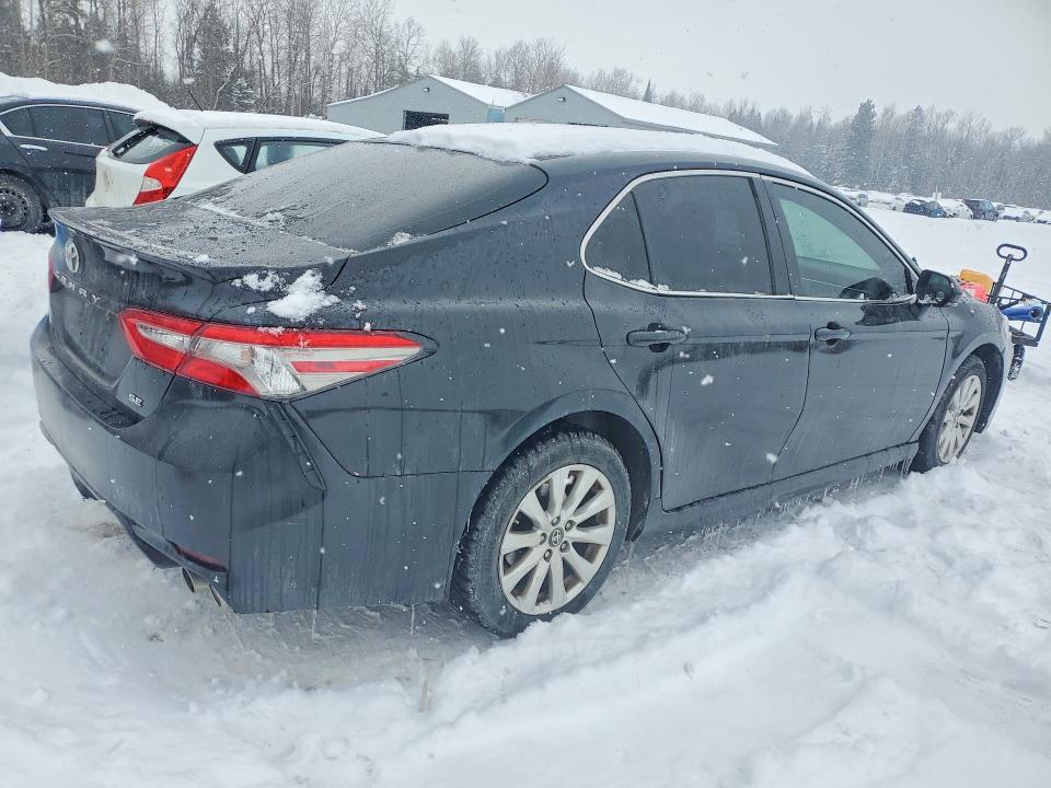 Продаж на аукціоні авто 2018 Toyota Camry, vin: 4T1B11HK4JU652319, номер лоту: 75046585