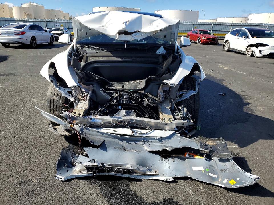 Продаж на аукціоні авто 2023 Tesla Model Y, vin: 7SAYGAEE7PF828523, номер лоту: 78190675
