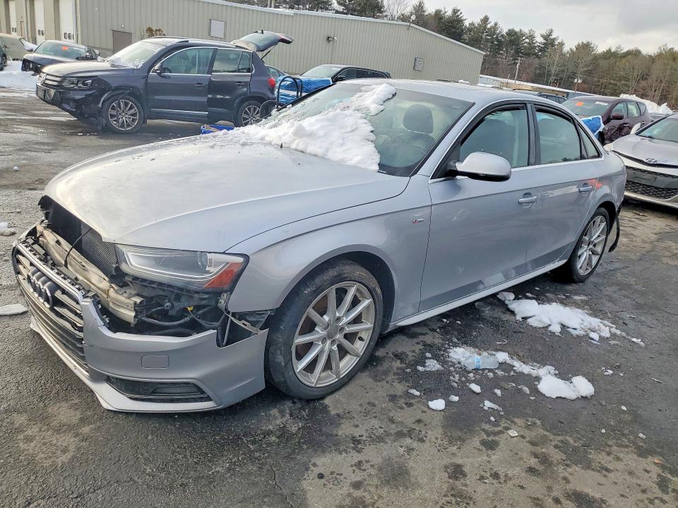 76638705 :رقم المزاد ، WAUFFAFLXFN005666 vin ، 2015 Audi A4 مزاد بيع