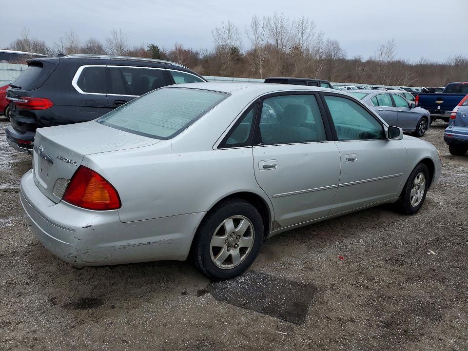 75473655 :رقم المزاد ، 4T1BF28B52U221478 vin ، 2002 Toyota Avalon مزاد بيع