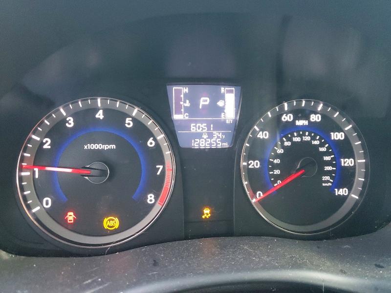 76517505 :رقم المزاد ، KMHCT4AE8HU310161 vin ، 2017 Hyundai Accent مزاد بيع